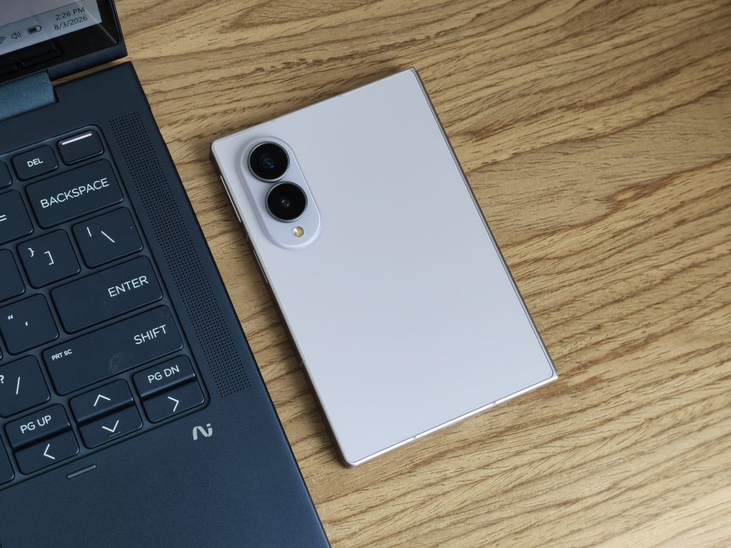 Review: Galaxy Z Fold 8 gets comfortable in its new shape
