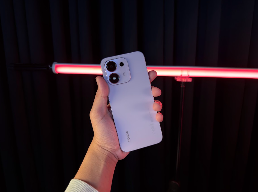 Review: HONOR 600s, built like a tank, smart like an assistant